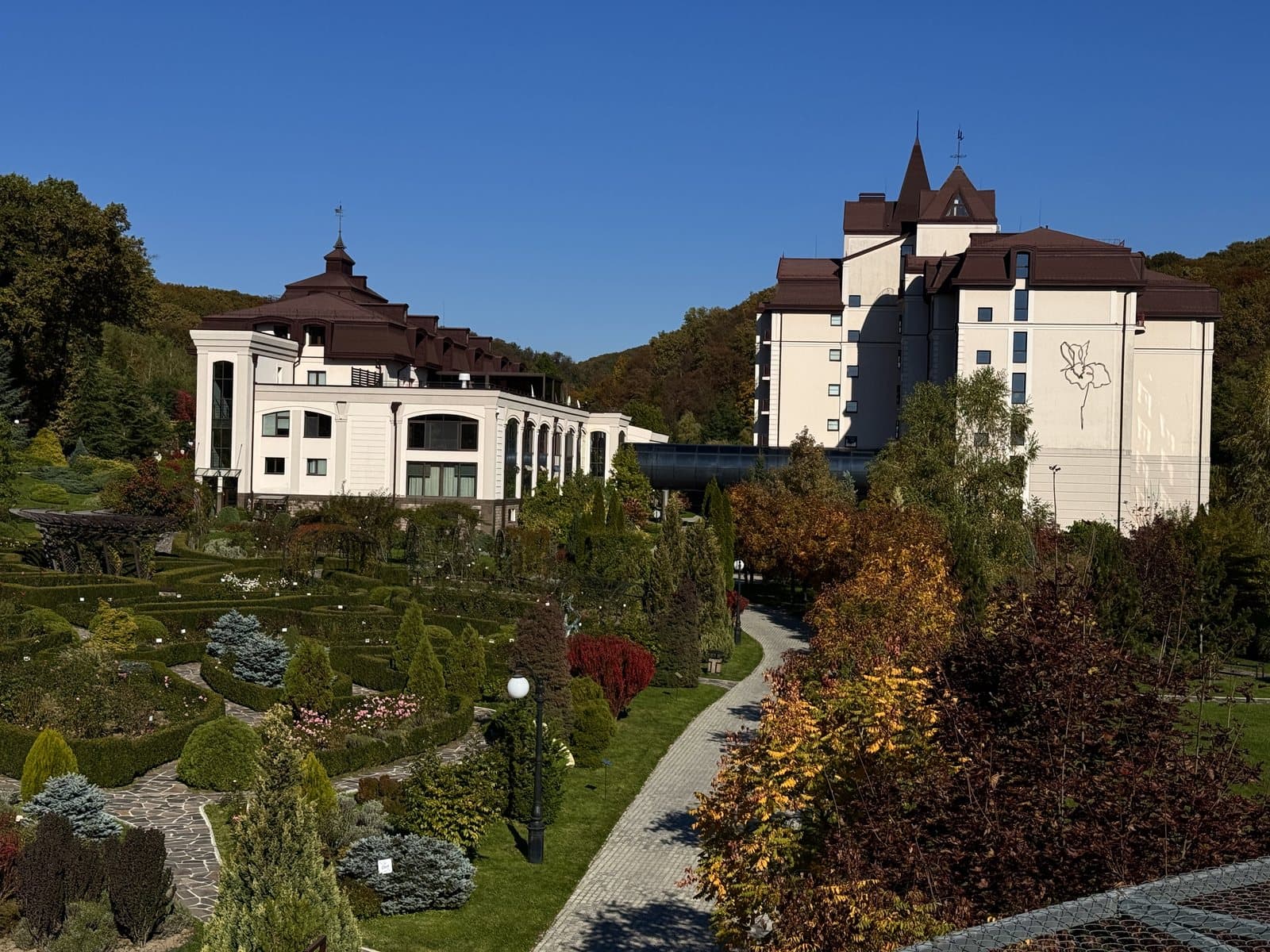 Resort buildings